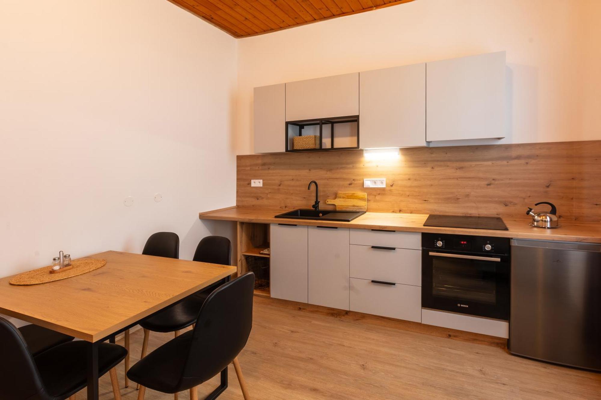 Hotel Atlas Ceske Budejovice Dış mekan fotoğraf