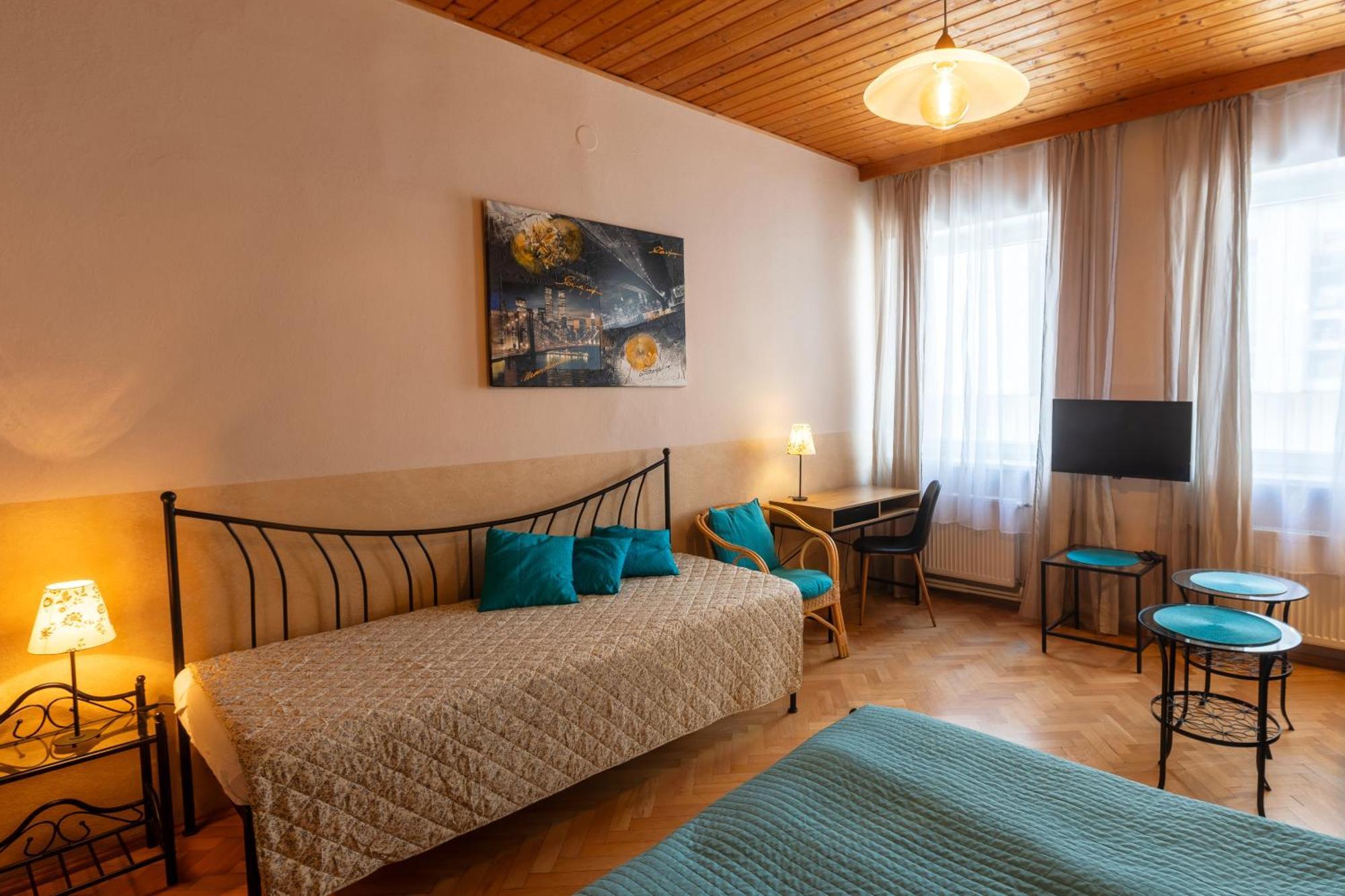 Hotel Atlas Ceske Budejovice Dış mekan fotoğraf