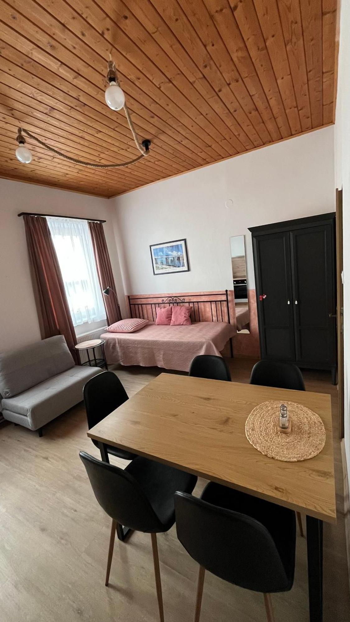 Hotel Atlas Ceske Budejovice Oda fotoğraf