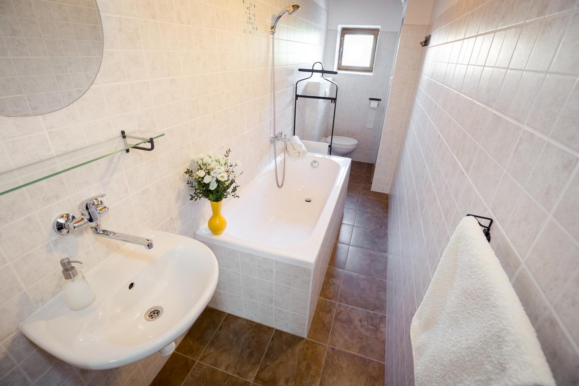 Hotel Atlas Ceske Budejovice Oda fotoğraf