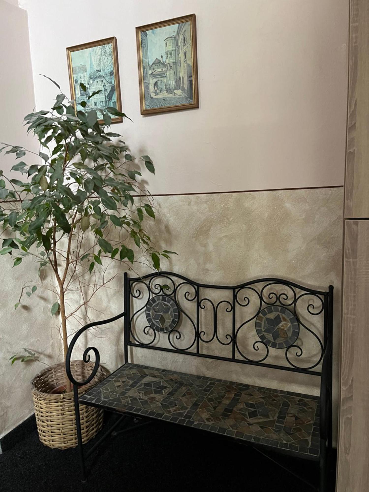 Hotel Atlas Ceske Budejovice Dış mekan fotoğraf