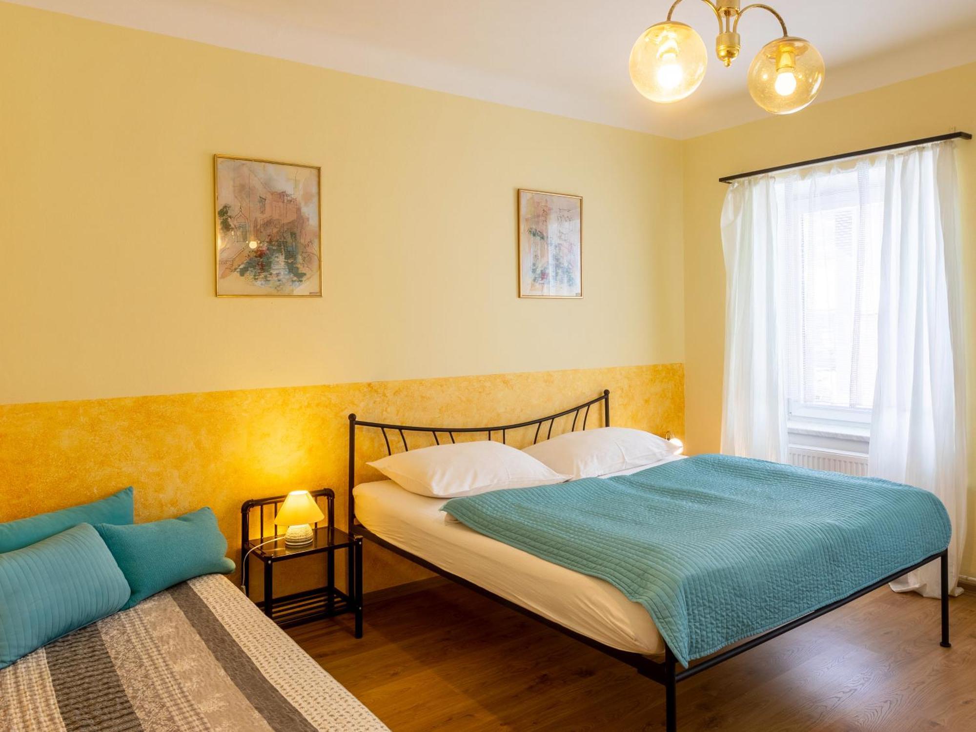Hotel Atlas Ceske Budejovice Oda fotoğraf